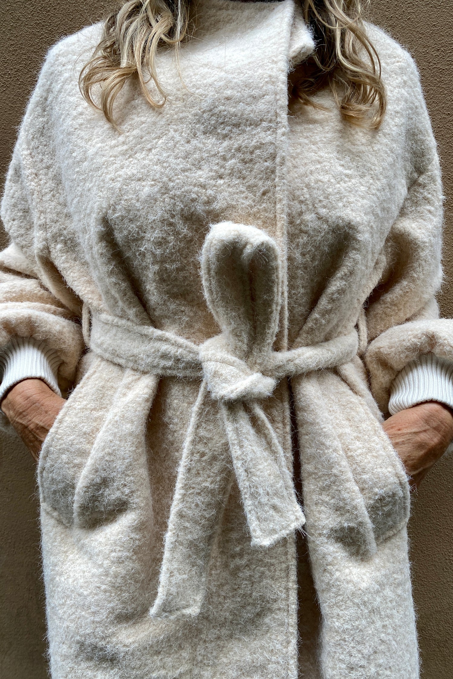 Cappotto Bouclé con Polsini