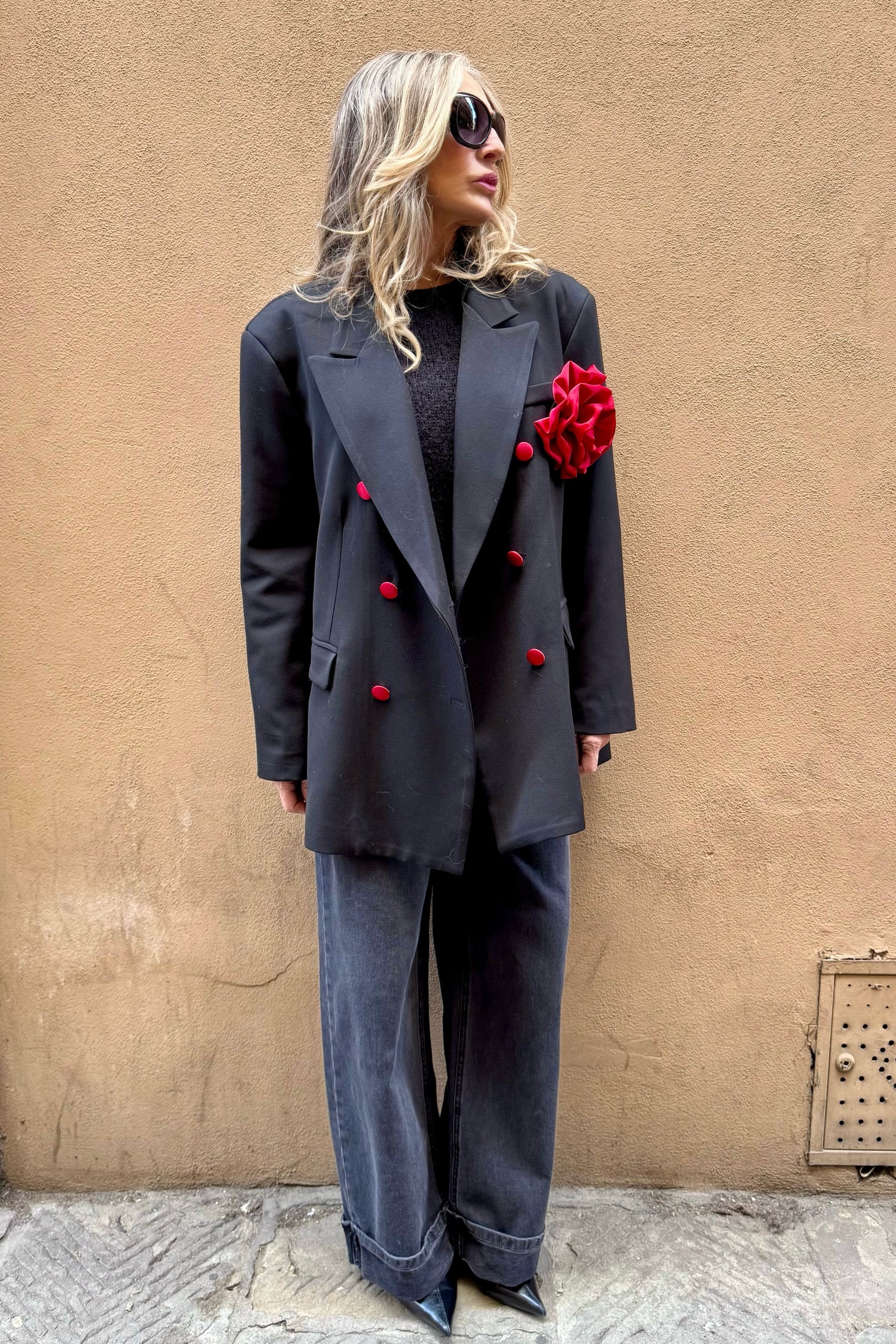 Blazer Over Bottoni Rossi