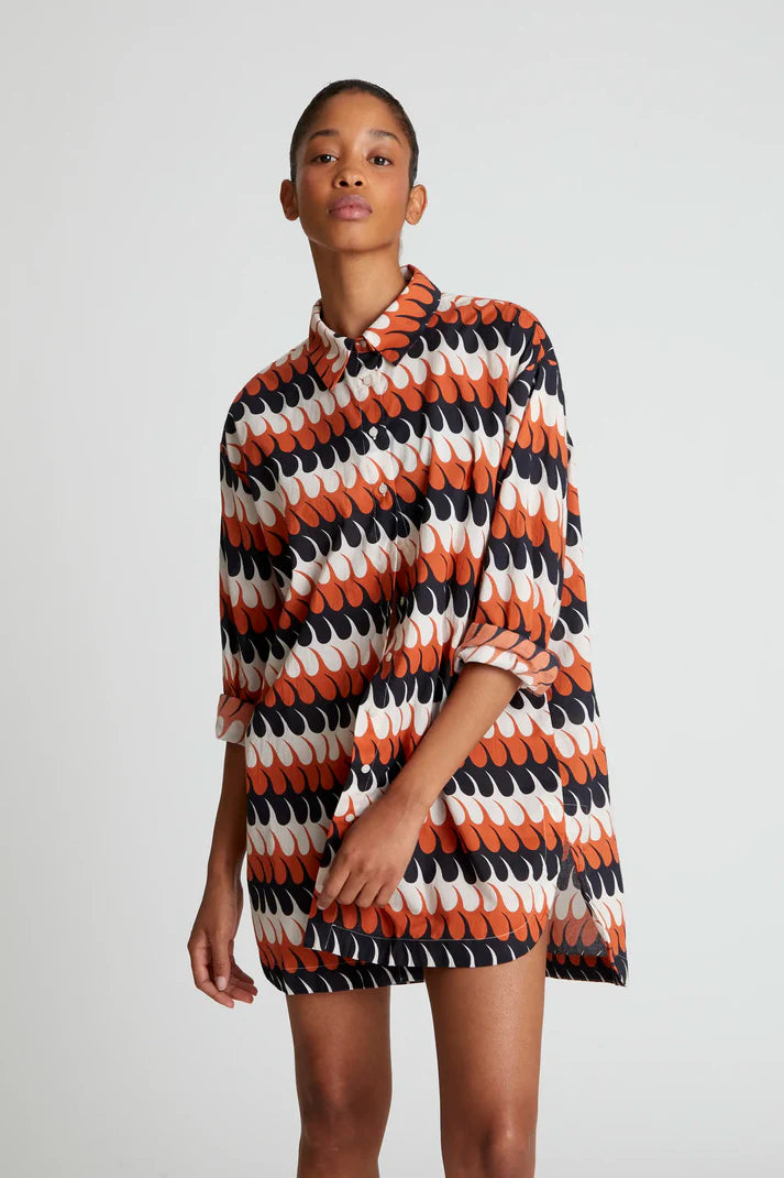 Camicia oversize con stampa Levante