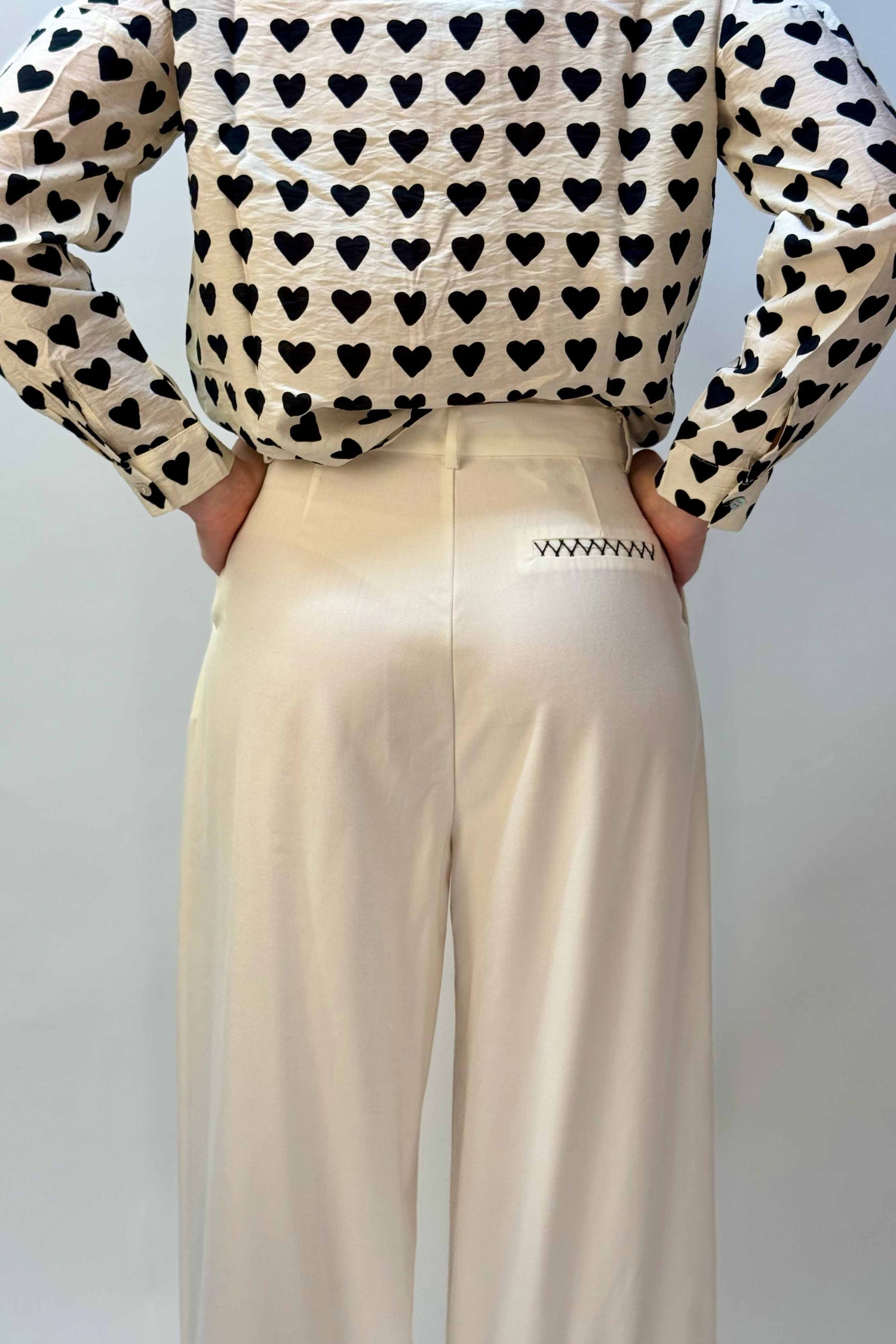 Pantalone Palazzo con Pinces