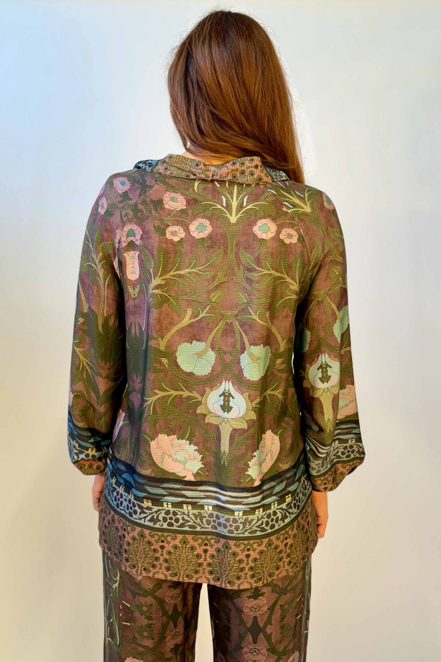 Camicia con Fiocco Removibile