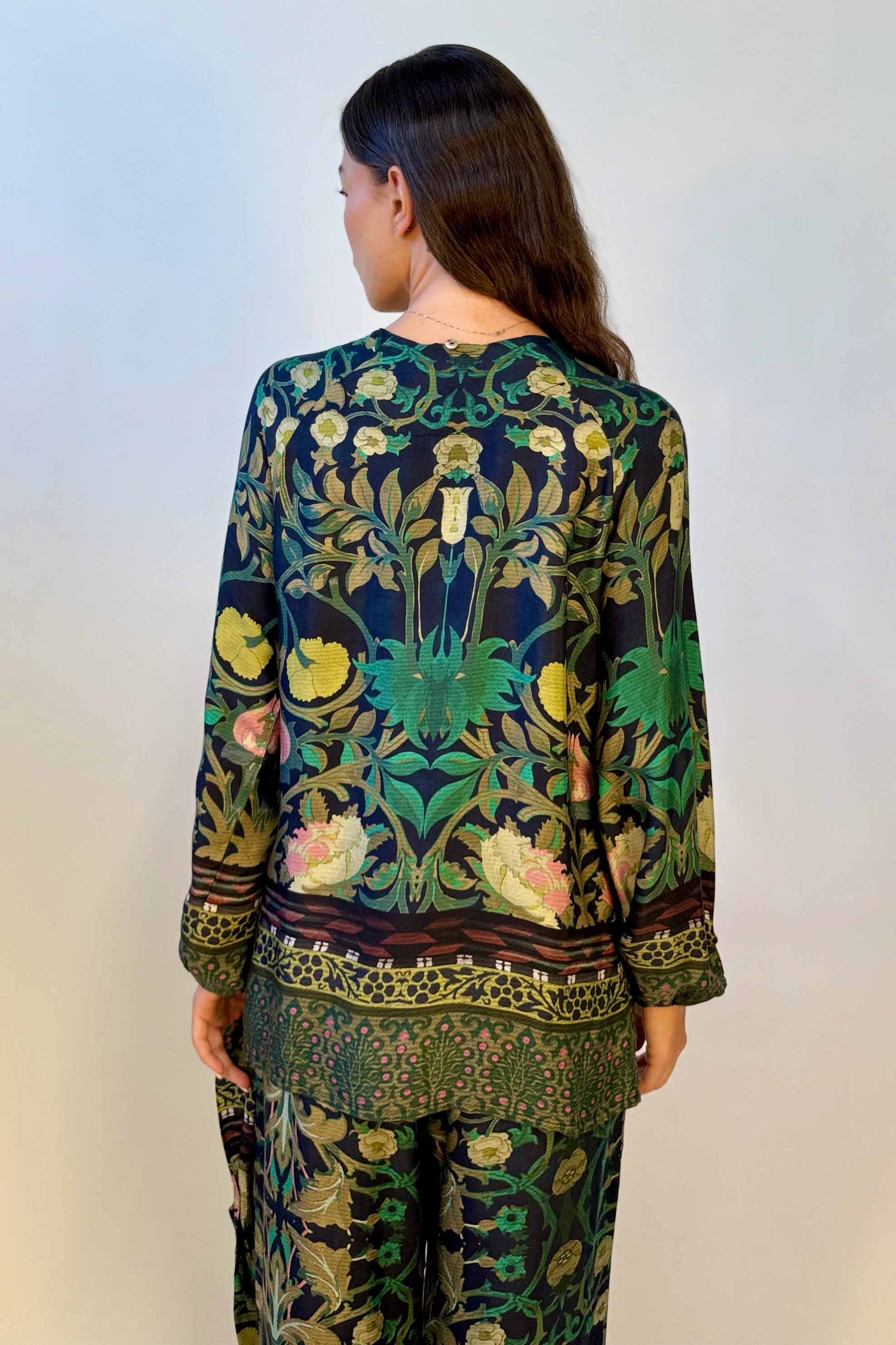 Camicia con Fiocco Removibile