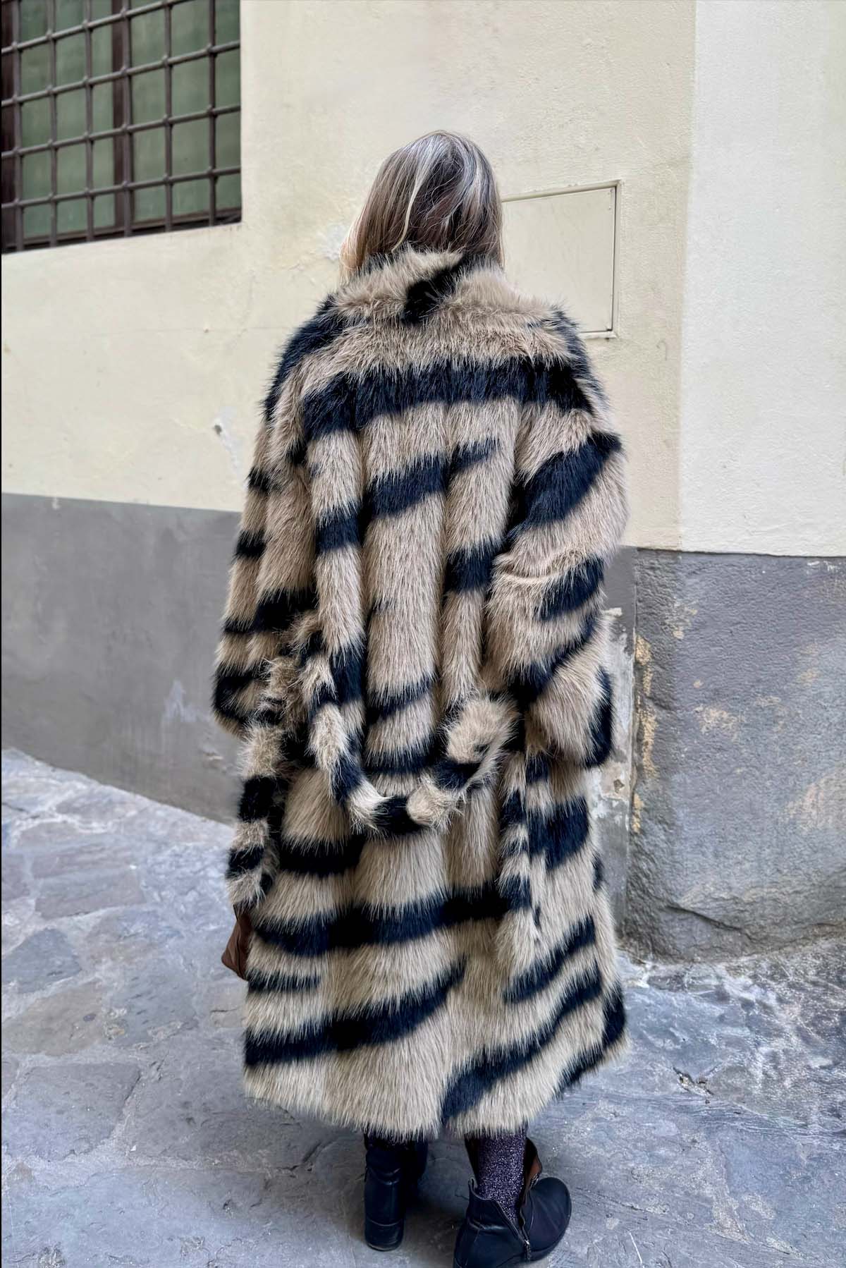 Cappotto Ecopelliccia effetto zebrato