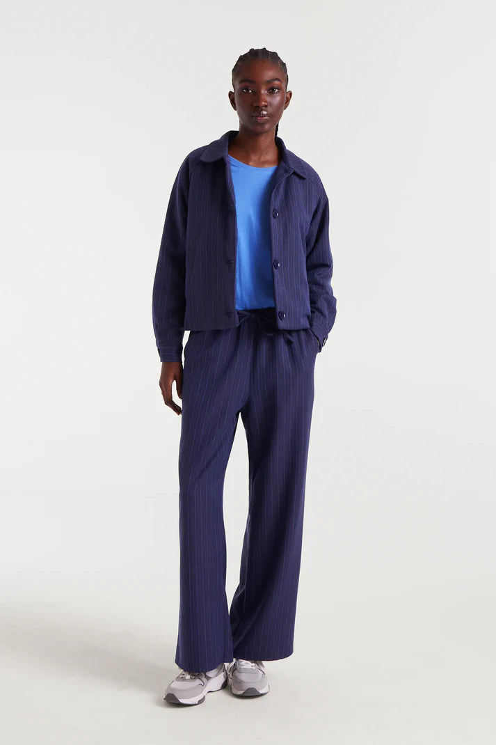 Giaccha a righe gessate blu