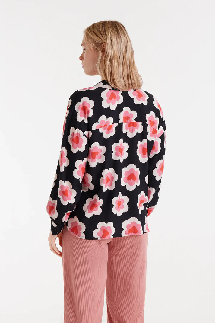 Camicia con stampa a cuore