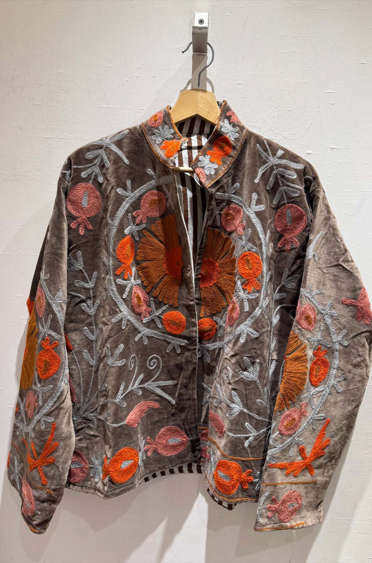 Giacca Ricamata in Velluto