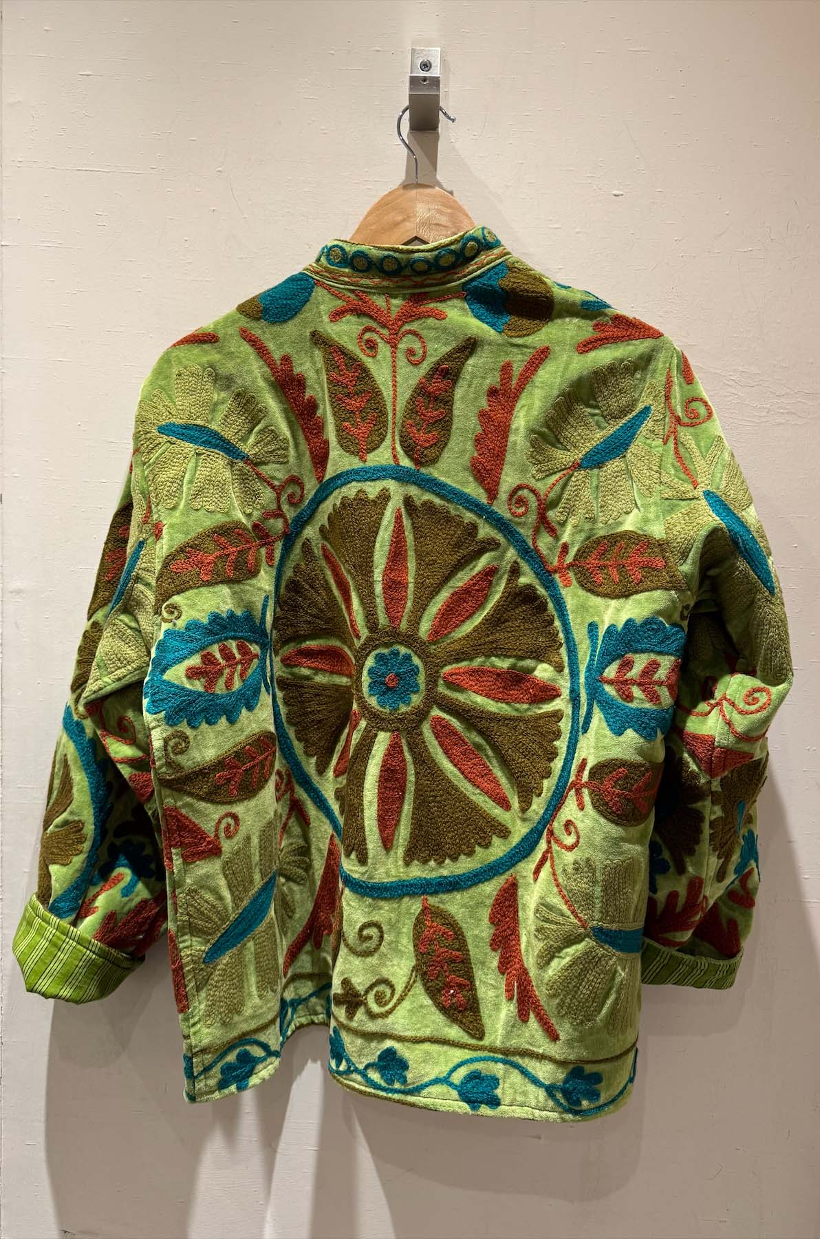 Giacca Ricamata in Velluto