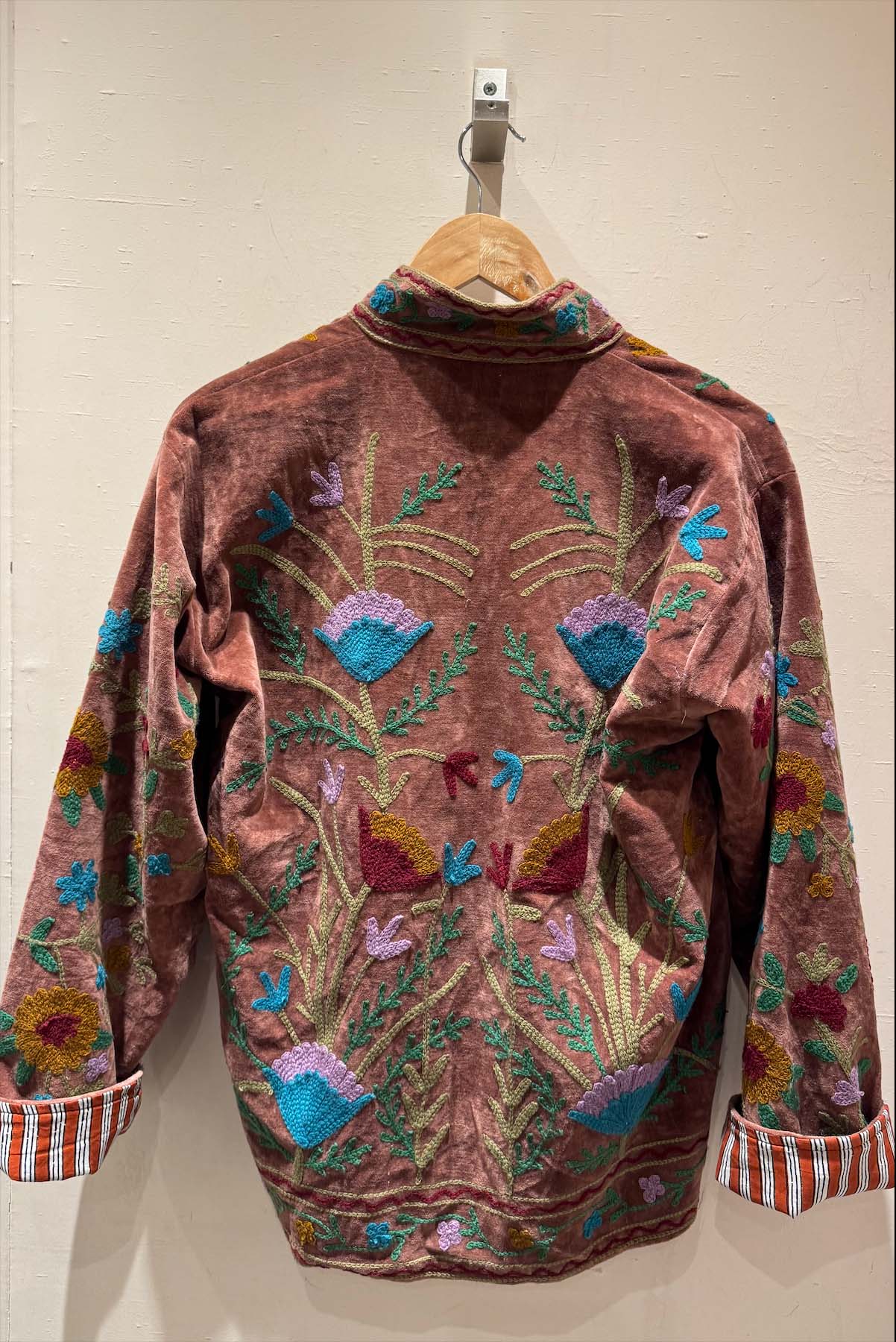 Giacca Ricamata in Velluto