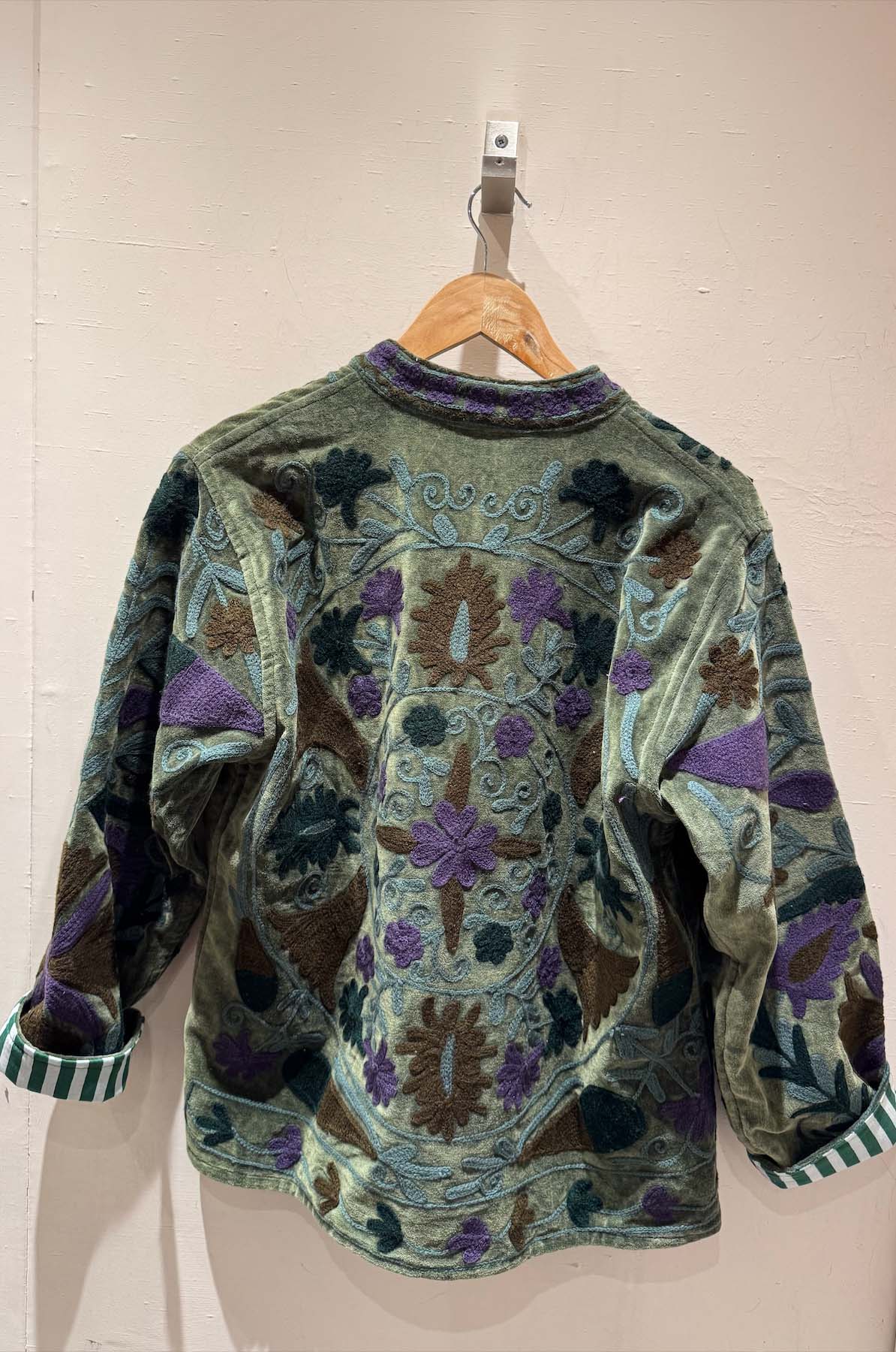 Giacca Ricamata in Velluto