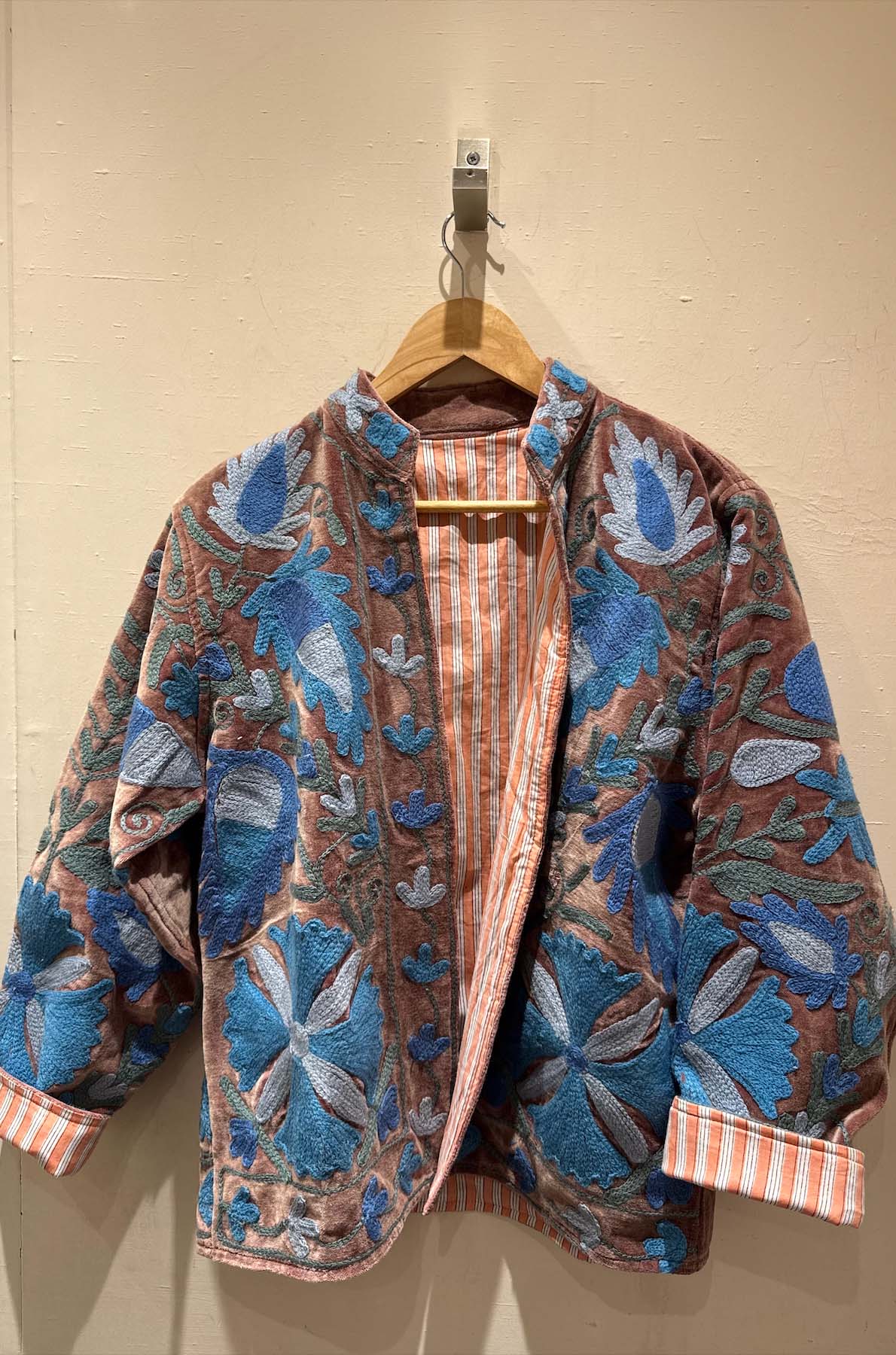 Giacca Ricamata in Velluto