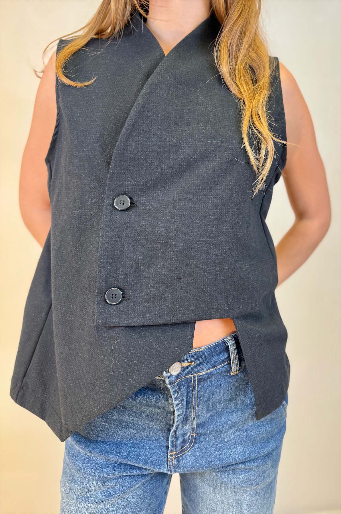 gilet asimmetrico
