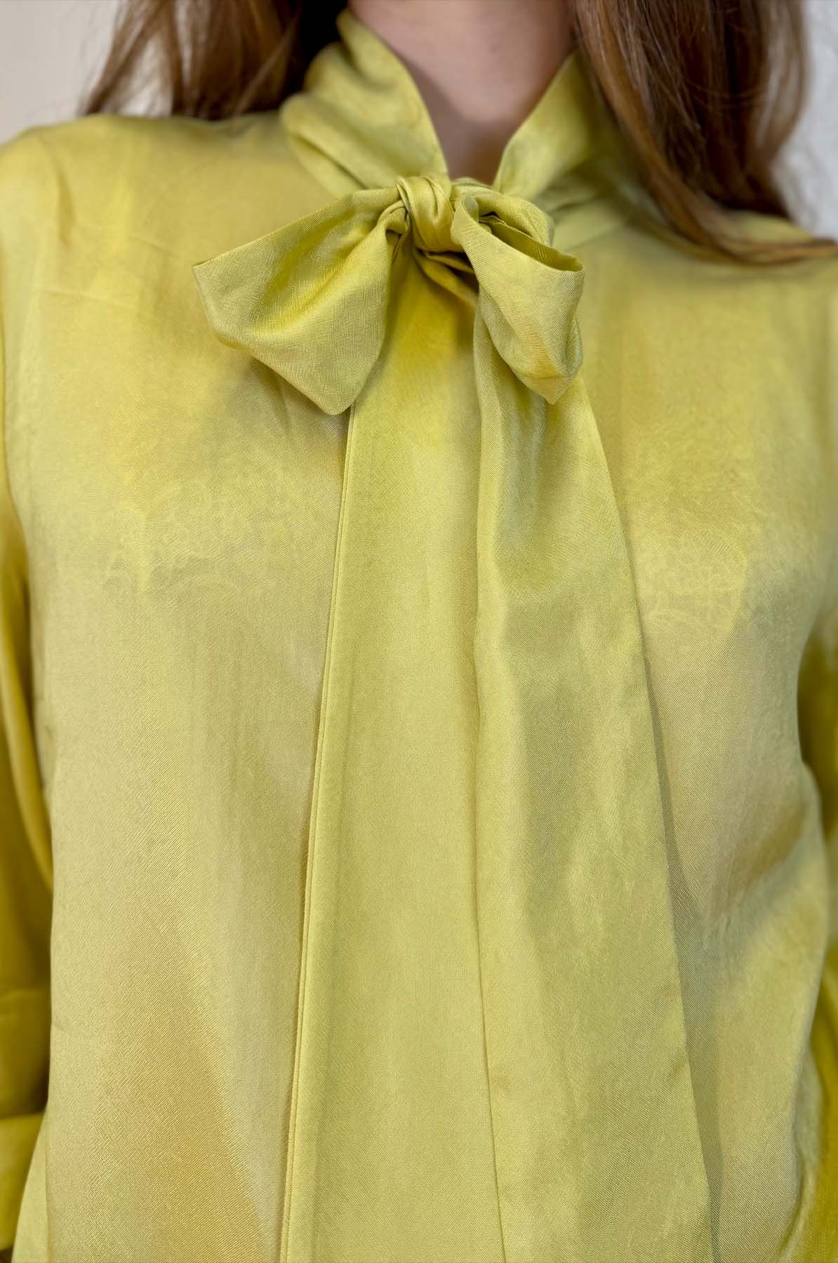 Camicia Tinta Unita con Fiocco