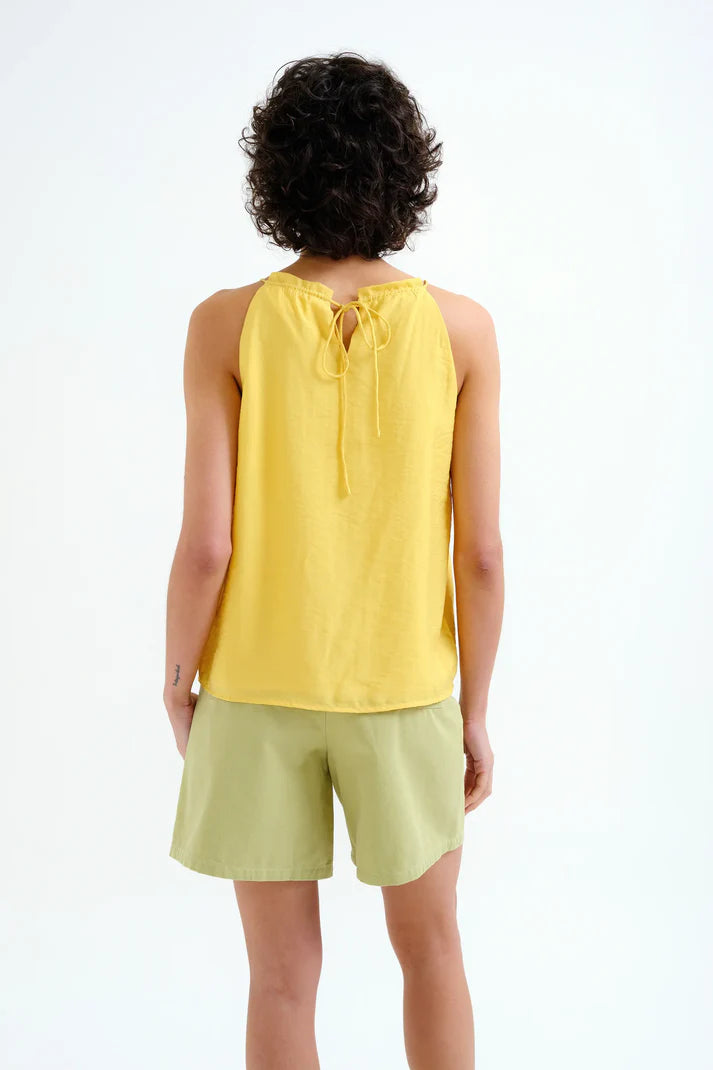 Top halter giallo
