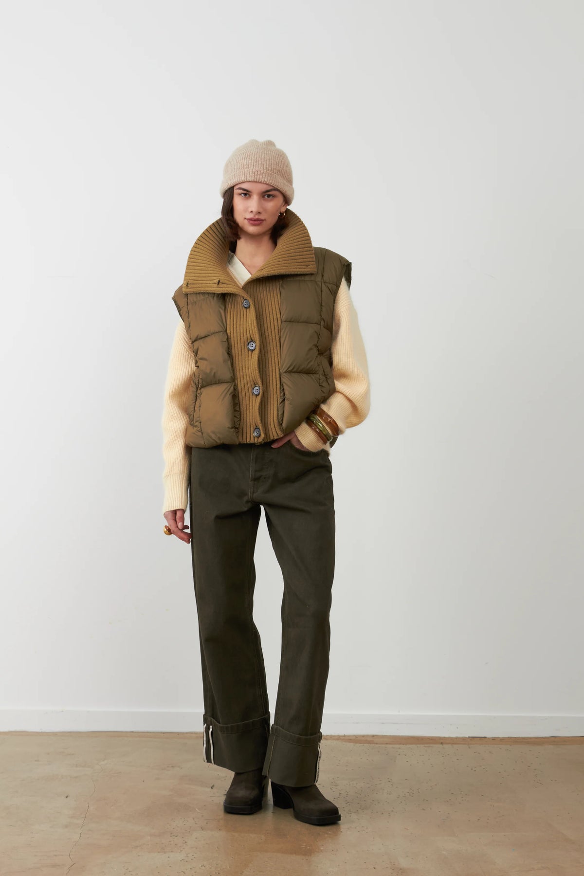 Gilet piumino e maglia
