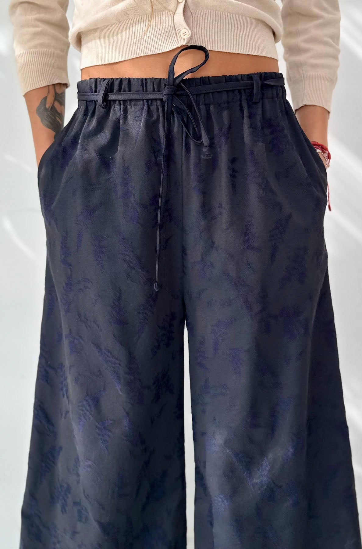 Pantalone a completo kimono Jacquard Botanico
