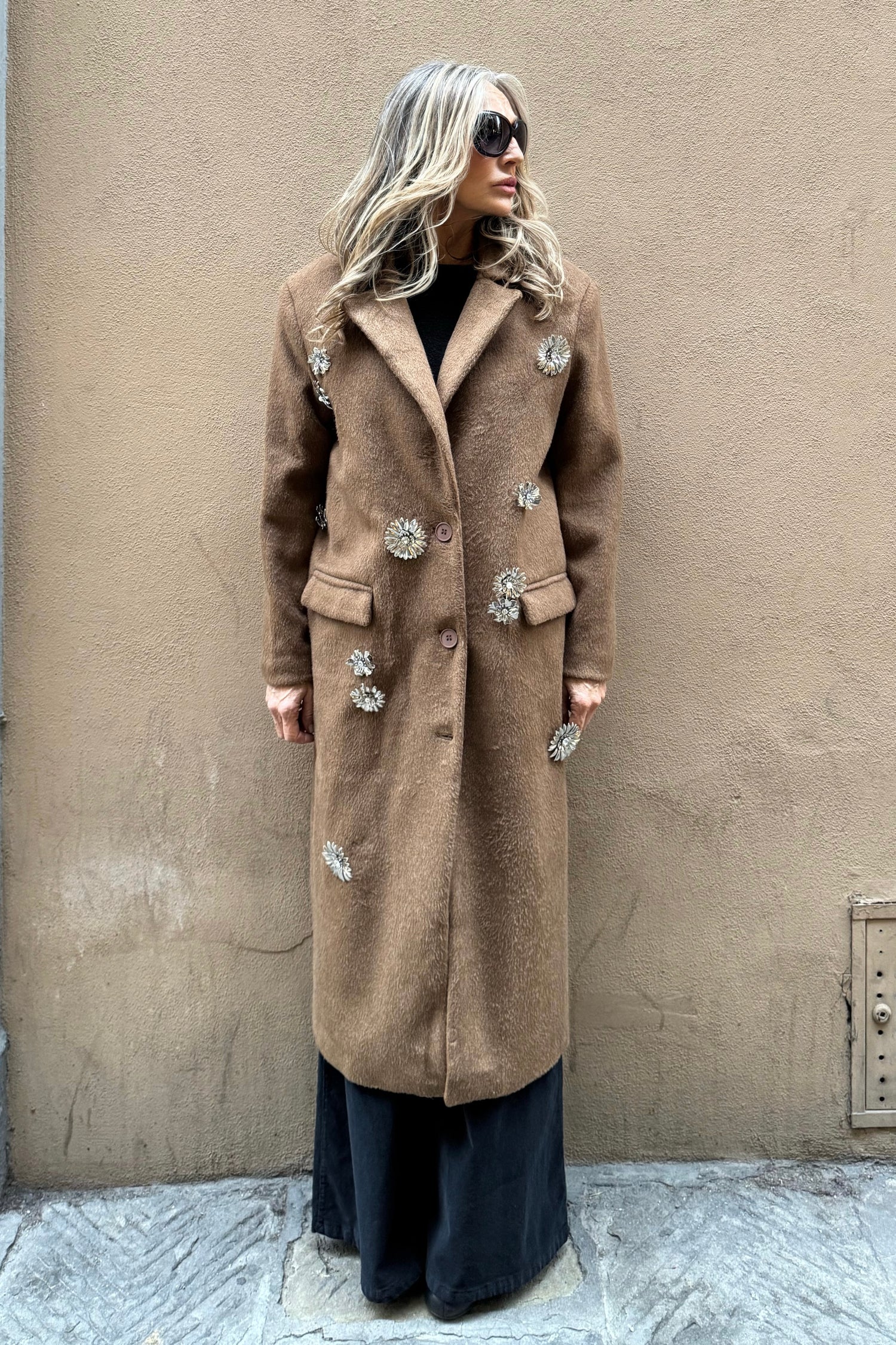 Cappotto Monopetto Spille Gioiello