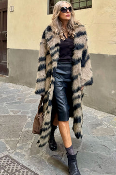 Cappotto Ecopelliccia effetto zebrato