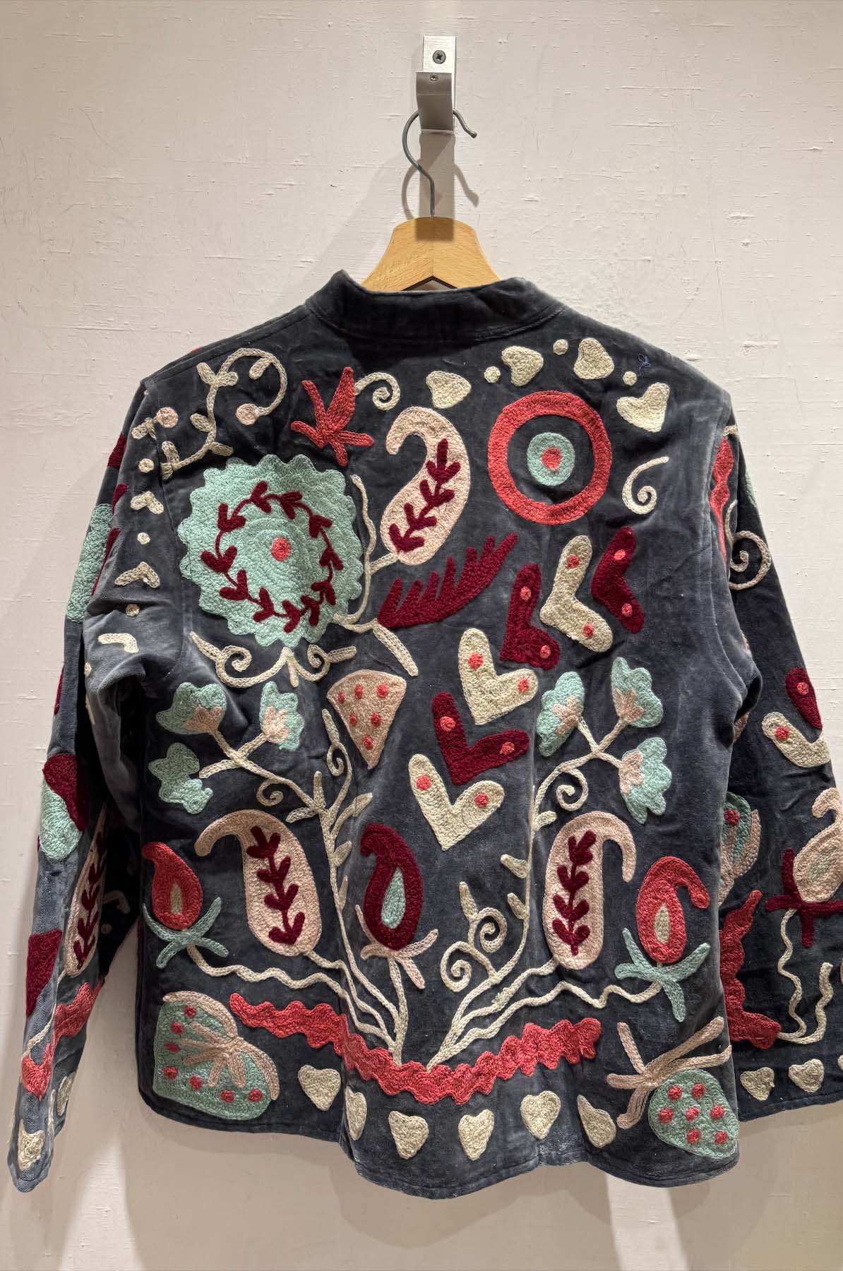 Giacca Ricamata in Velluto