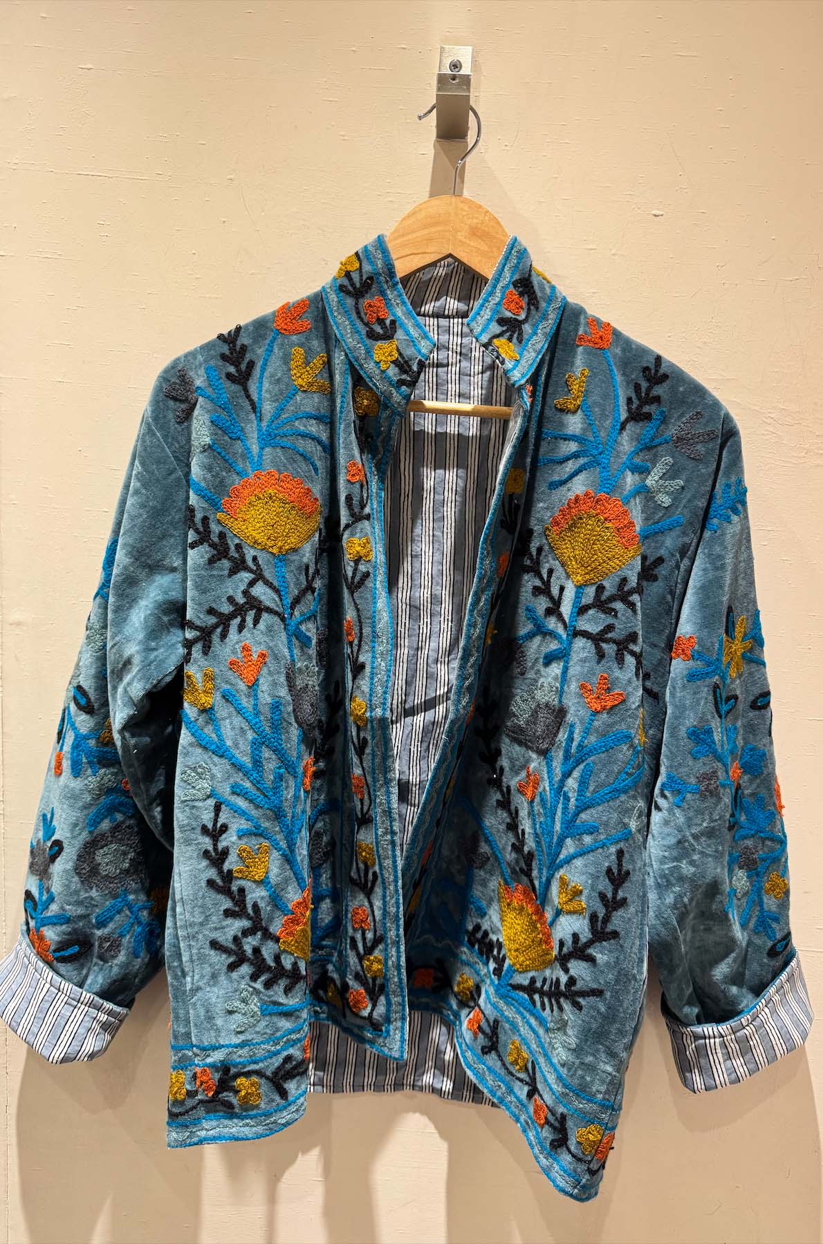 Giacca Ricamata in Velluto