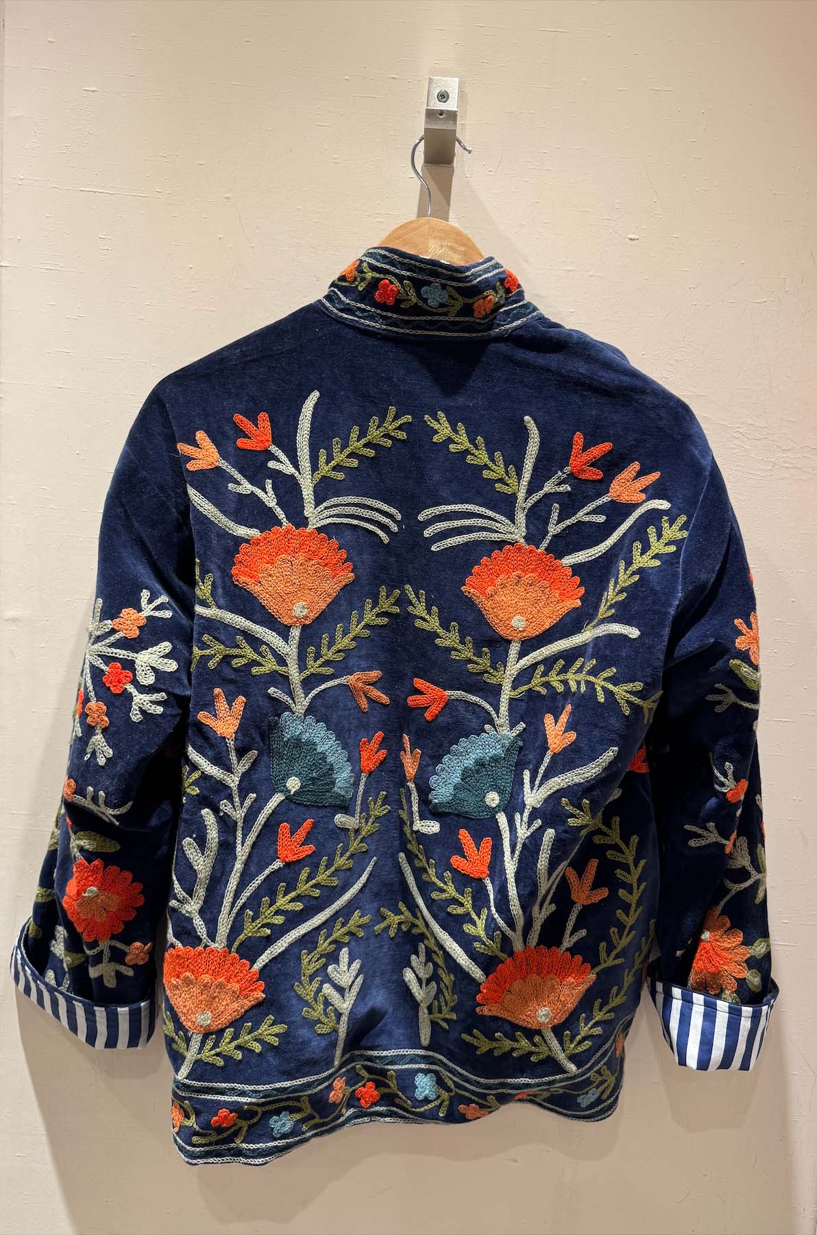 Giacca Ricamata in Velluto