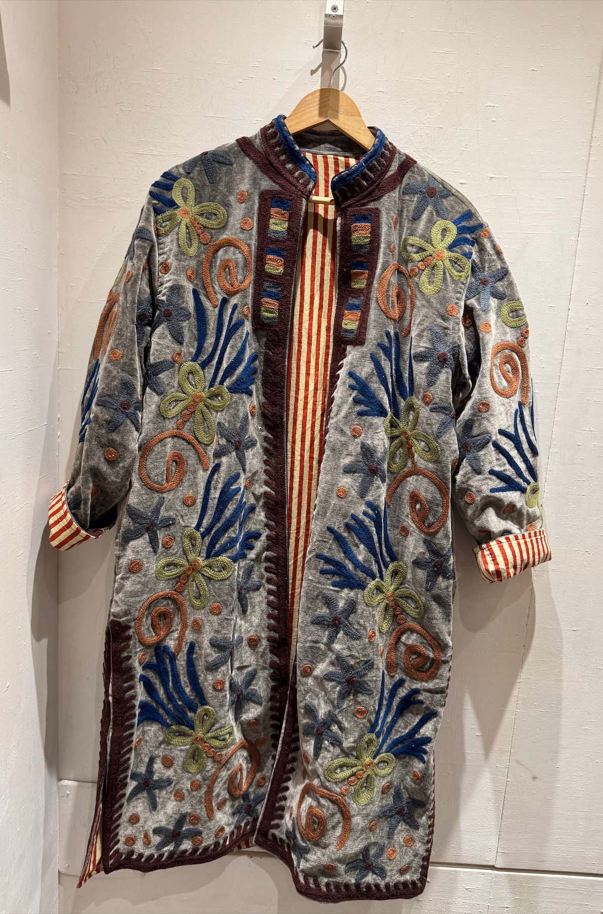 Giacca Lunga Ricamata