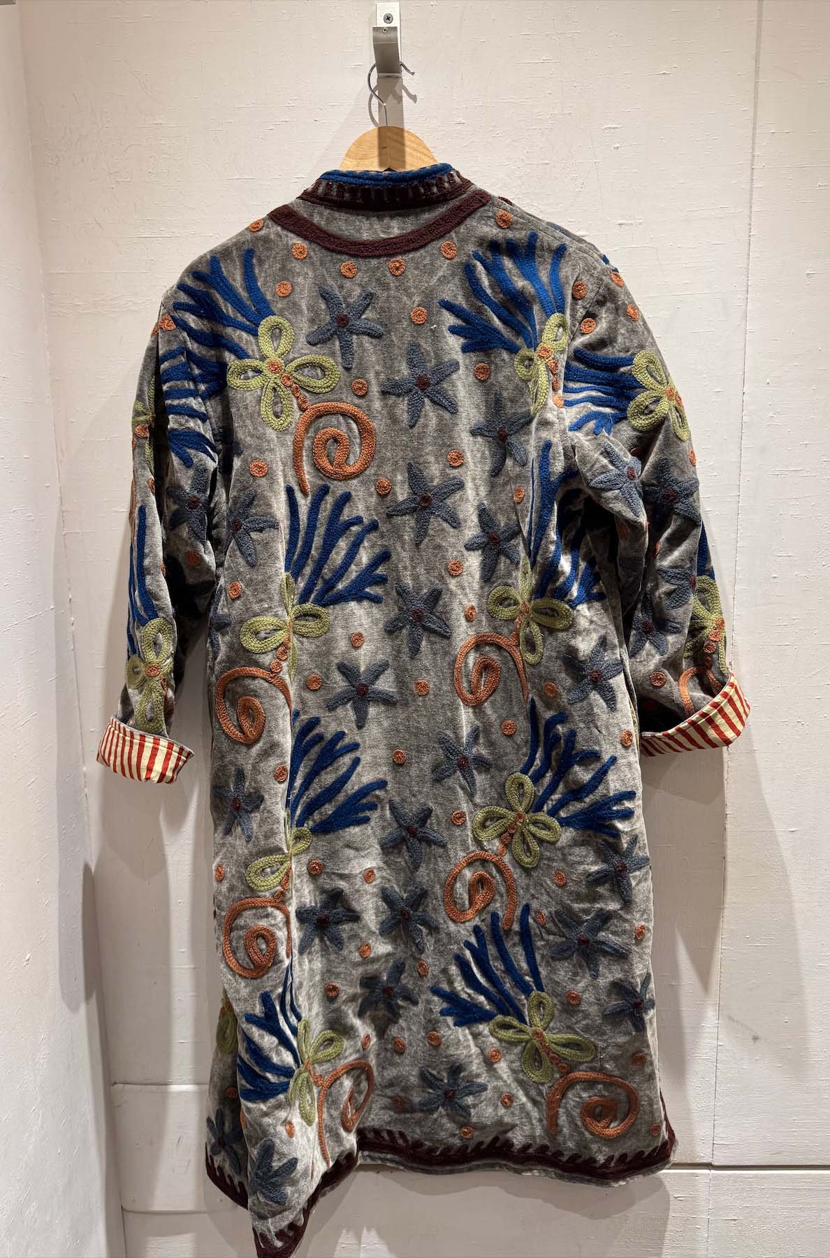 Giacca Lunga Ricamata