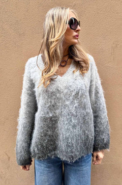 Maglione a V effetto Mohair
