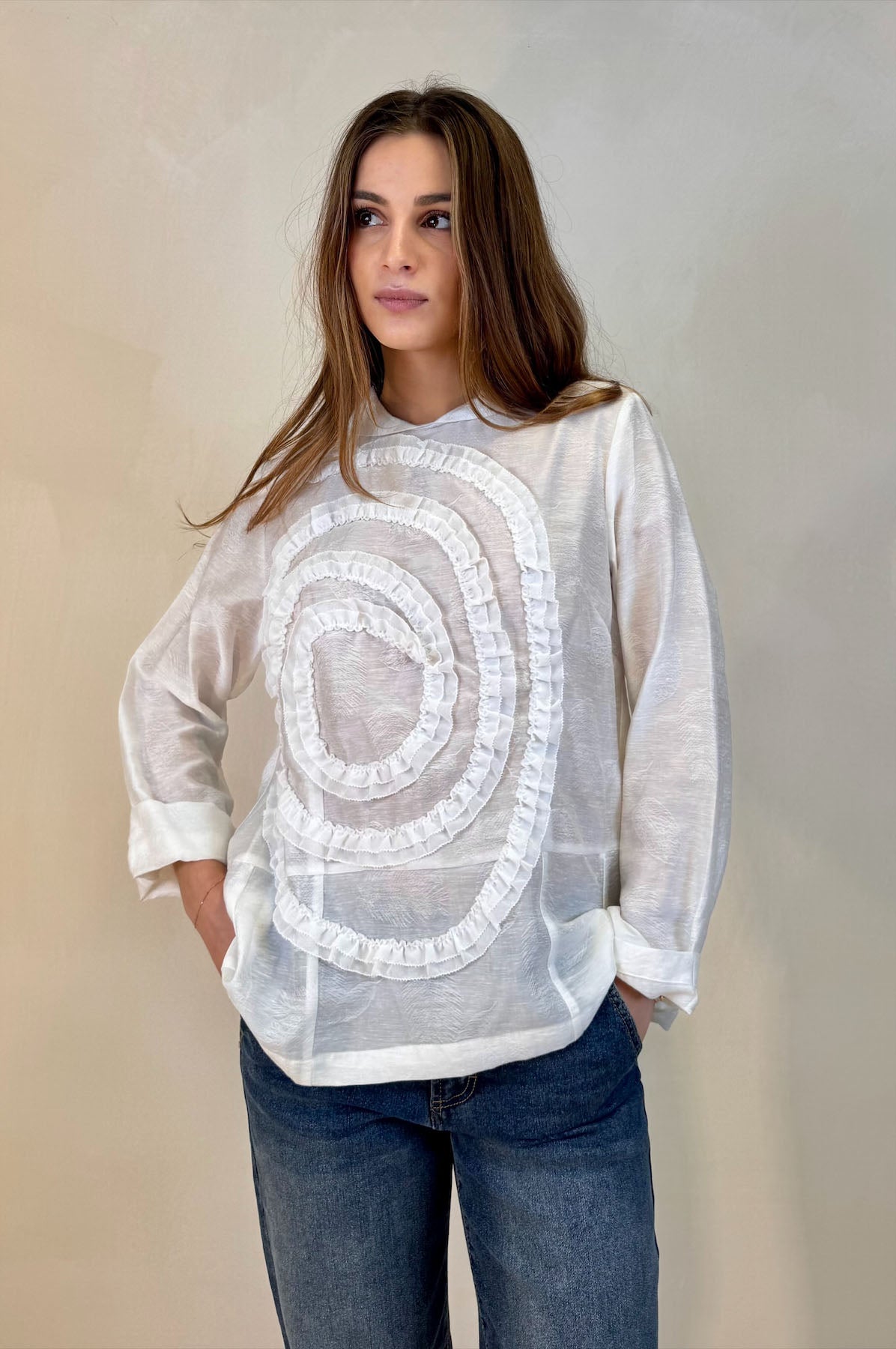 Blusa con motivo applicato