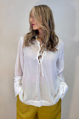 Blusa a V con nastrino