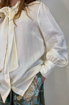 Camicia Tinta Unita con Fiocco