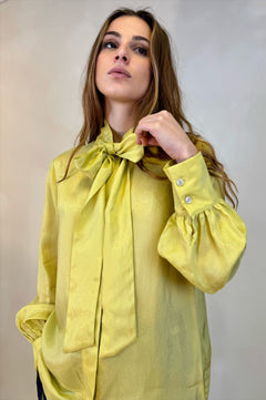 Camicia Tinta Unita con Fiocco