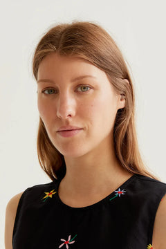 Top Nero stampa Fiori