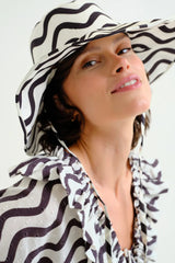 Cappello con stampa Wave