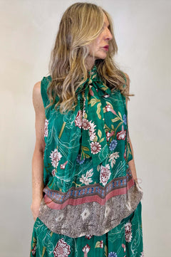 camicia smanicata fantasia floreale