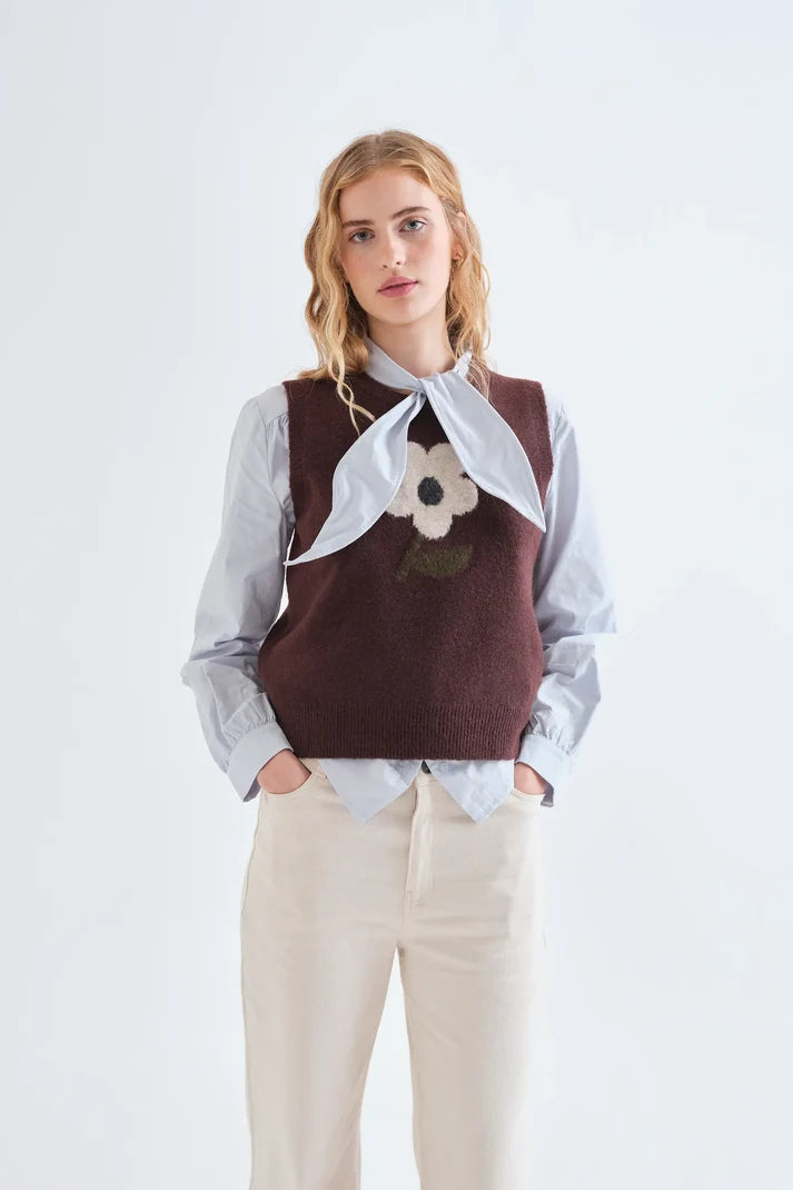 Gilet marrone con stampa a fiore