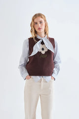 Gilet marrone con stampa a fiore