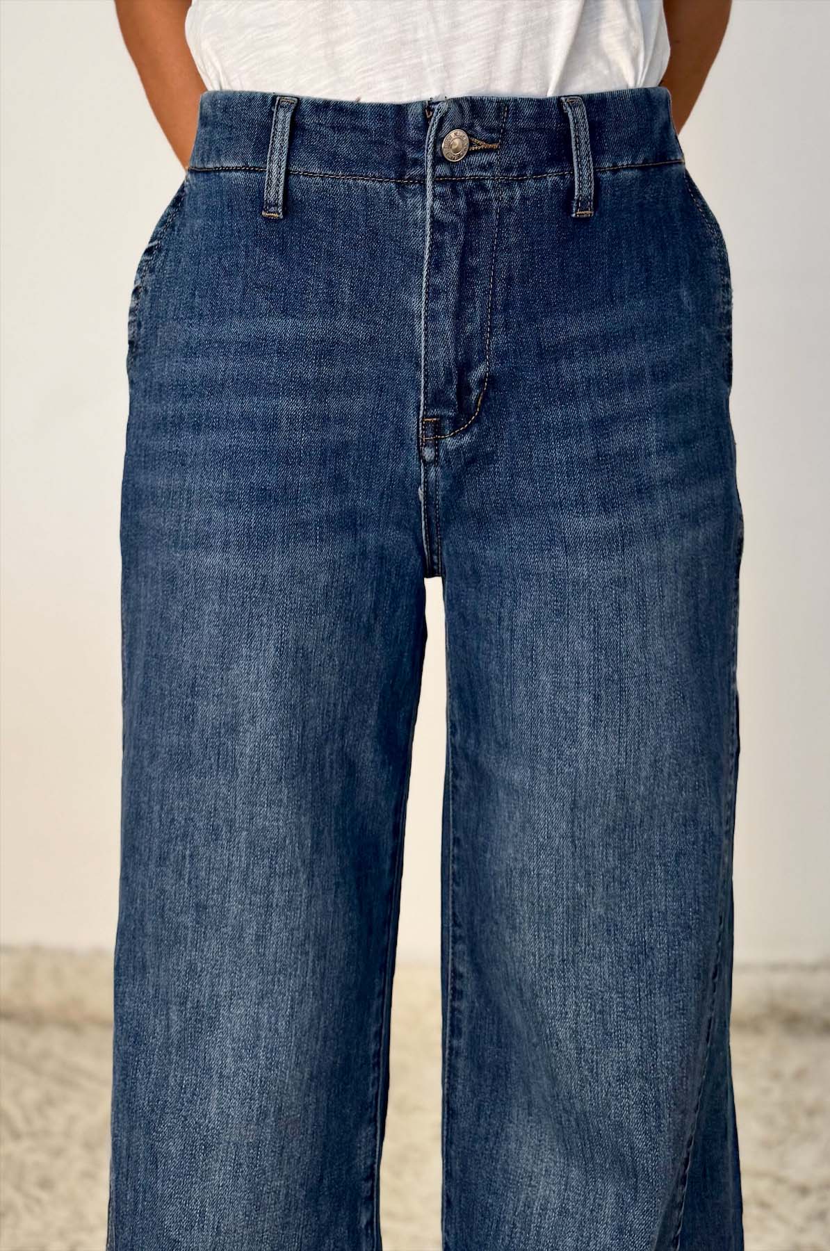 Jeans Wide Leg con Inserto Laterale