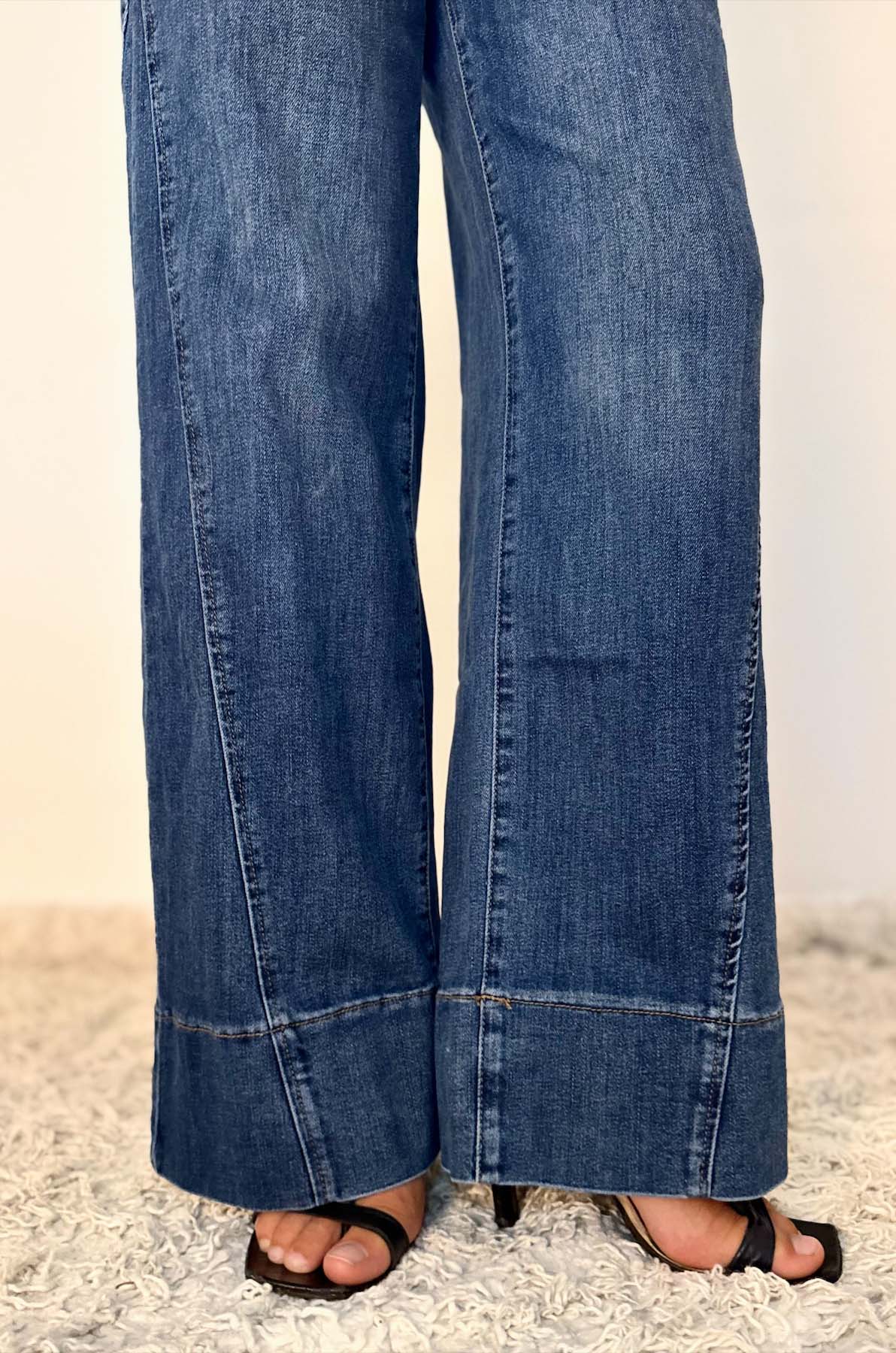 Jeans Wide Leg con Inserto Laterale
